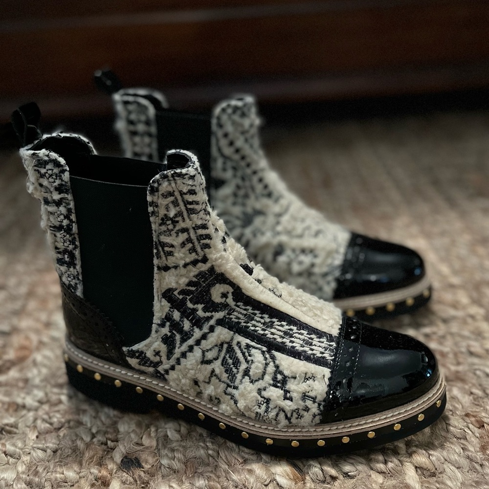 Free People Chelsea Boots 7.5